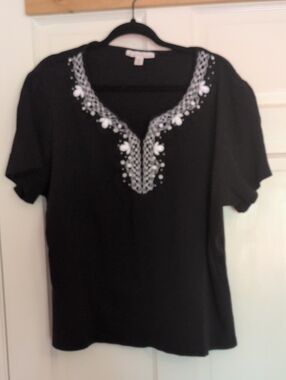 JM Collection Black Short-Sleeve V-Neck Top with White Embroidered Neckline